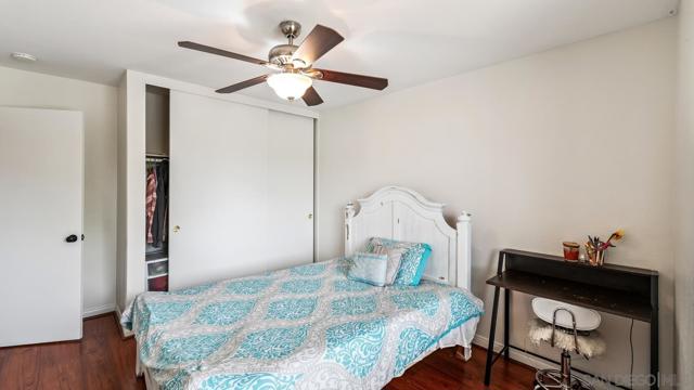 27468 Rosebay Ct, Temecula CA: https://media.crmls.org/mediaz/824a34d1-09f8-4a3f-84bc-4a091194fbbf.jpg