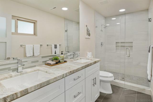 4430 Caminito Ocio, San Diego CA: https://media.crmls.org/mediaz/824aa5ff-d9ac-488d-9041-5a9937658bd6.jpg