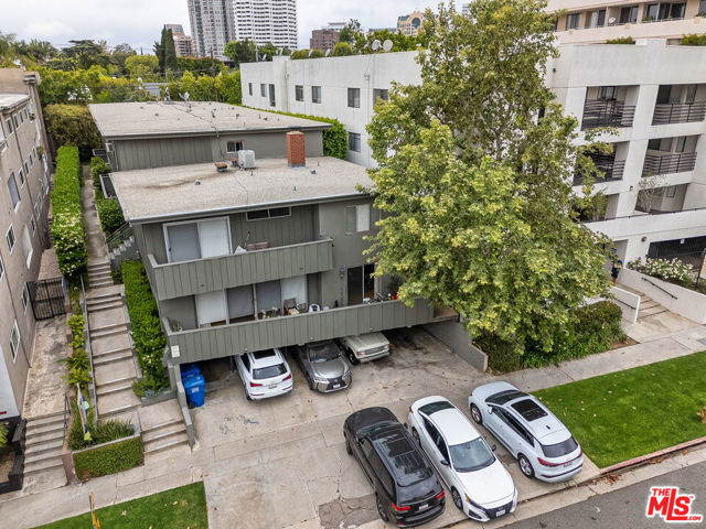 1357 1361 S Beverly Glen Boulevard, Los Angeles CA: https://media.crmls.org/mediaz/824abb55-d3ef-418b-976c-16230744a7fd.jpg