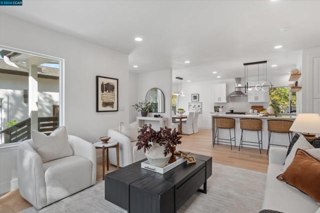 Image 8 of 36 For 3543 Wren Ave