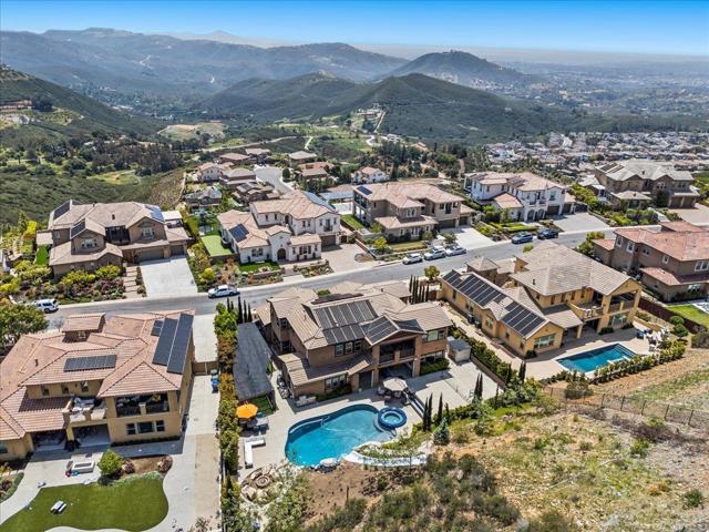 543 Ledge Street, San Marcos CA: https://media.crmls.org/mediaz/824bc139-ebd0-4c97-9ca5-671abeceb222.jpg