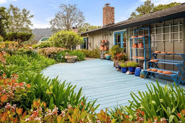 1175 Westridge Drive, Portola Valley CA: https://media.crmls.org/mediaz/824d5e21-b78f-4ec7-a226-8db89c1847c4.jpg