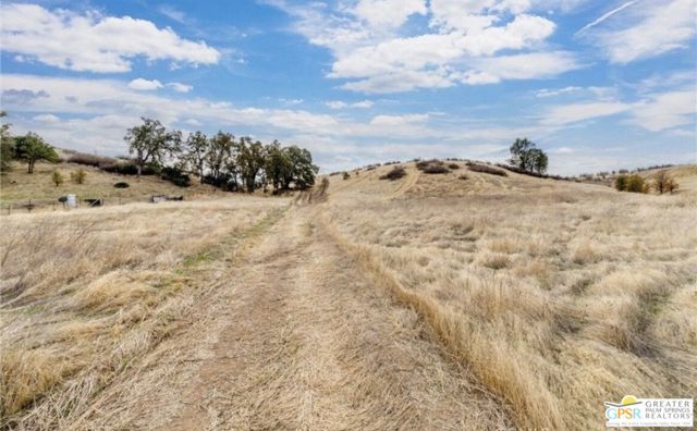 Image 1 of 11 For 17315 Rancho Tehama Road