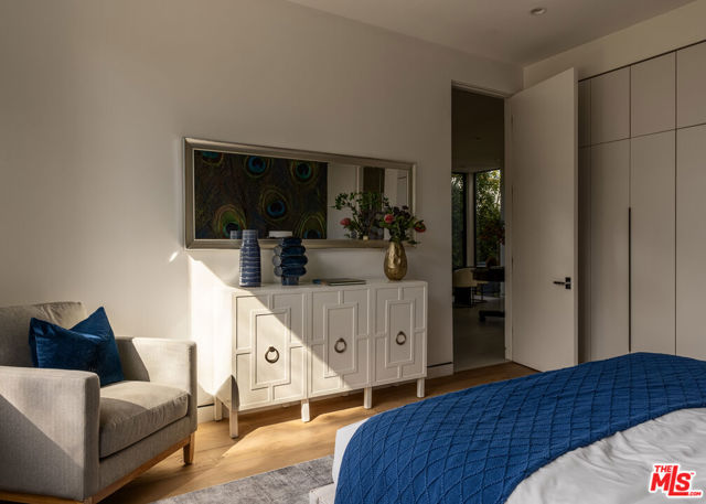 6509 Colgate Avenue, Los Angeles CA: https://media.crmls.org/mediaz/824e8f6f-cb99-4ece-8baa-e2961e416a03.jpg