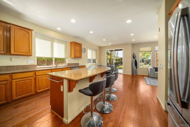 Detail Gallery Image 21 of 49 For 3748 Cavern Pl, Carlsbad,  CA 92010 - 5 Beds | 3 Baths