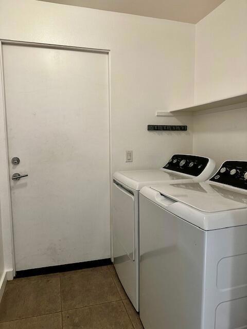 870 E Palm Canyon Drive, Palm Springs CA: https://media.crmls.org/mediaz/82500595-ed46-46eb-b6d2-ad198b7bb485.jpg