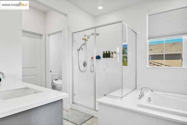 5153 MANIAGO WAY, Antioch CA: https://media.crmls.org/mediaz/8251974f-486b-4157-b56c-cc4fd8f04c16.jpg