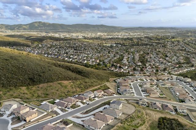 1238 Topanga Dr, San Marcos CA: https://media.crmls.org/mediaz/82521ea3-e054-4693-8409-a0db1d7f24a4.jpg