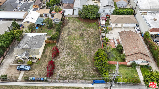 316 E Hardy Street, Inglewood CA: https://media.crmls.org/mediaz/825254f2-689e-4452-bec2-aeb76e5d0f36.jpg