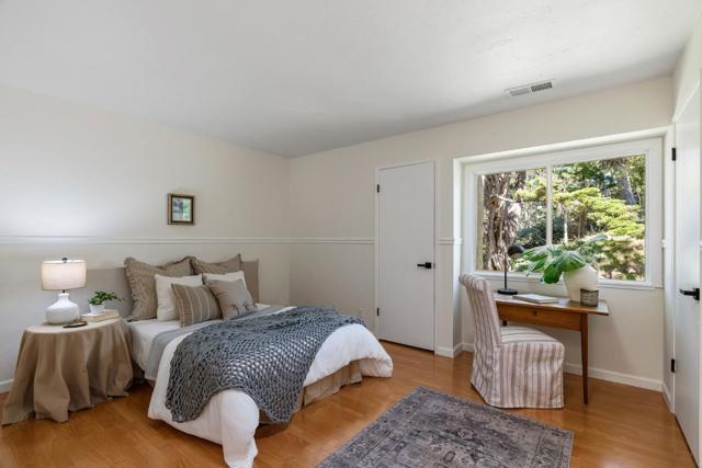 627 Hickey Boulevard, Pacifica CA: https://media.crmls.org/mediaz/8253a1a3-1da5-4eb9-ad39-bda2822cc171.jpg
