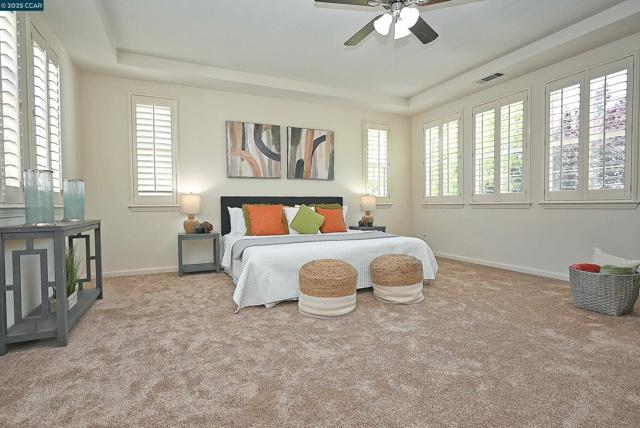 1416 Allanmere Dr, San Ramon CA: https://media.crmls.org/mediaz/8253fb45-1232-4f96-b4b9-92a2bd673f60.jpg