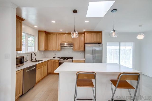 5068 Baxter, San Diego CA: https://media.crmls.org/mediaz/82540d92-b8c2-461e-aea4-744dc4cbd6ce.jpg