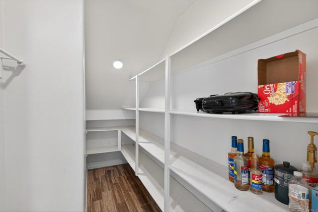 Detail Gallery Image 10 of 34 For 31554 Alicante Loop, Winchester,  CA 92596 - 3 Beds | 2/1 Baths