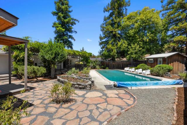 934 Hickory Way, Fremont CA: https://media.crmls.org/mediaz/8254dd13-2565-4257-9c20-b077ff80f0b4.jpg