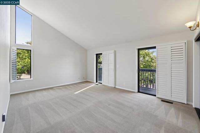 20 Broadmoor St, Moraga CA: https://media.crmls.org/mediaz/825595e0-2fa1-4b19-b976-150917a28598.jpg