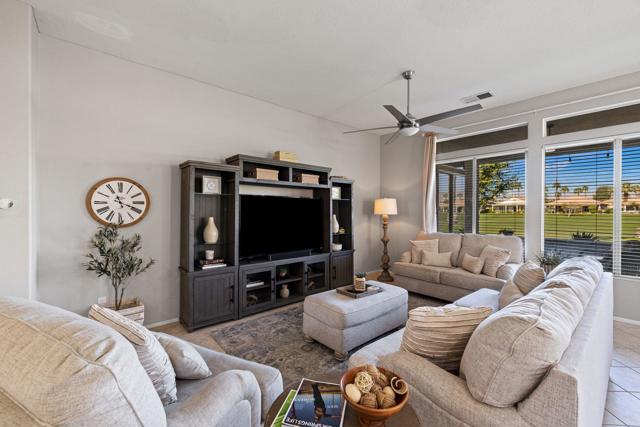 80464 Muirfield Drive, Indio CA: https://media.crmls.org/mediaz/82566583-7f3f-462d-8dba-af560ae7fba7.jpg