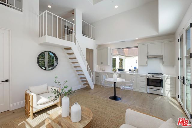 2125 Birnam Wood Drive, Santa Barbara CA: https://media.crmls.org/mediaz/8258bdf0-236c-48e1-9e37-86ff2ffd0888.jpg