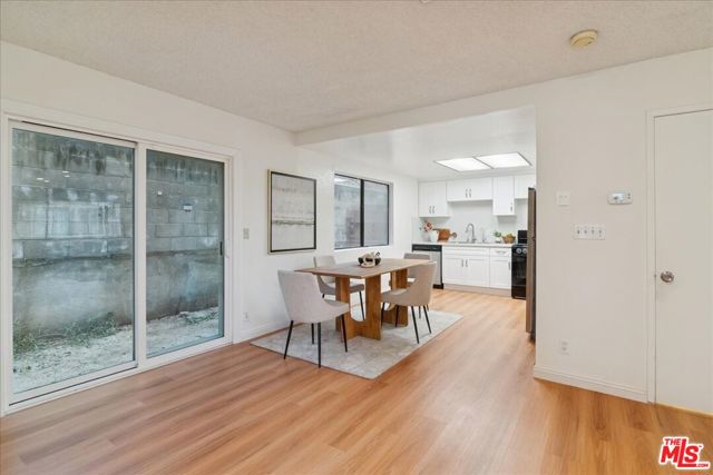 1050 S Garfield Avenue, Monterey Park CA: https://media.crmls.org/mediaz/82598161-5881-4855-b628-5ee6f8e7b4e3.jpg