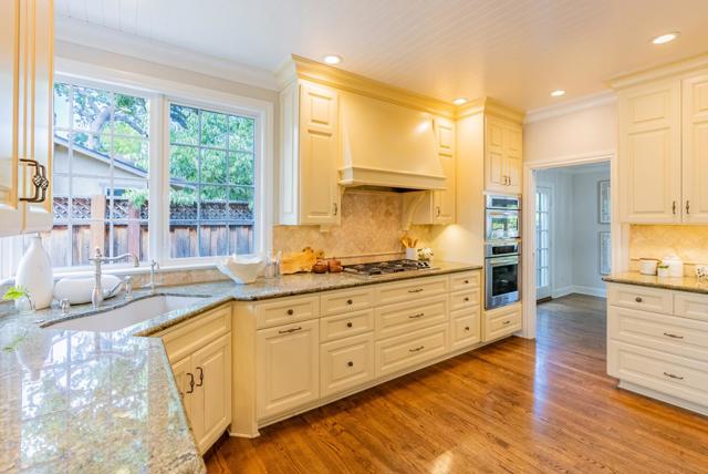 10421 Phar Lap Drive, Cupertino CA: https://media.crmls.org/mediaz/825a4924-4308-4e24-b9b6-c9d36ca90503.jpg