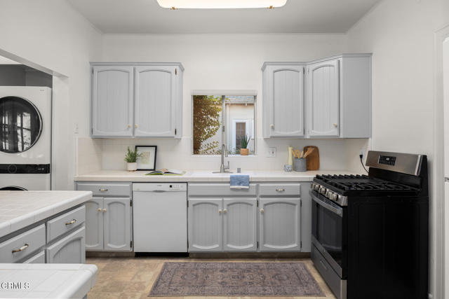 Detail Gallery Image 15 of 46 For 1870 Brigden Rd, Pasadena,  CA 91104 - 3 Beds | 2 Baths