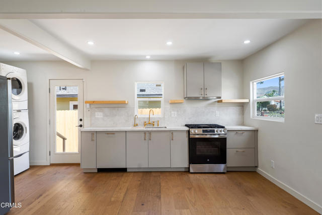 2014 Channel Drive, Ventura CA: https://media.crmls.org/mediaz/825afc68-15b3-4880-8c37-1a8d892e087a.jpg