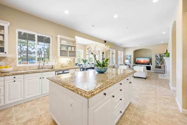 Detail Gallery Image 30 of 61 For 14055 Caminito Vistana, San Diego,  CA 92130 - 4 Beds | 3/1 Baths