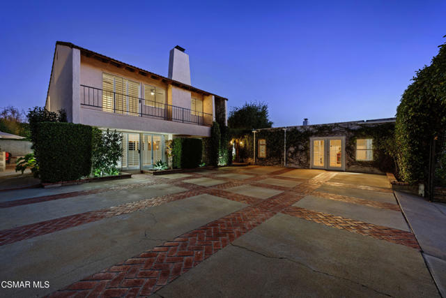 4524 Greengate Court, Westlake Village CA: https://media.crmls.org/mediaz/825d96c4-2b24-4338-8cad-06d6fb7c4e1c.jpg