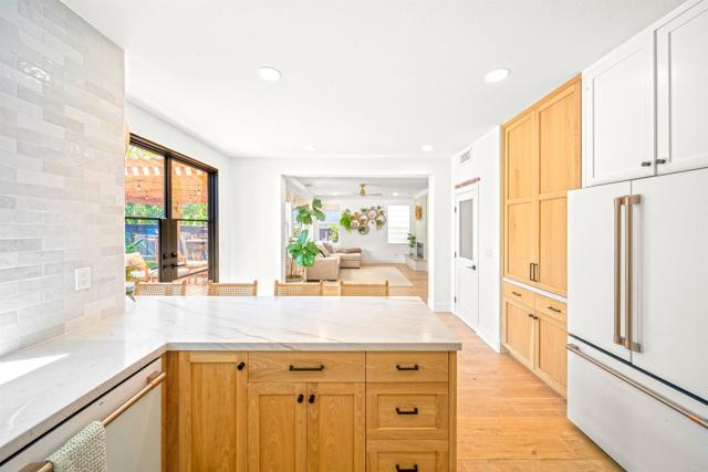 1413 Rivercrest Road, San Marcos CA: https://media.crmls.org/mediaz/825d9fba-e996-4591-97d8-c12cf4636780.jpg