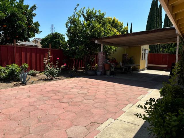 1556 Aldrich Way, San Jose CA: https://media.crmls.org/mediaz/825e6270-f773-4481-8c6c-47a7207c5318.jpg