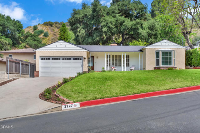 2727 Hollister Terrace, Glendale CA: https://media.crmls.org/mediaz/825e82d2-979f-42ea-aa61-c276e090fa43.jpg