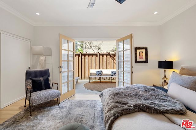 2108 Neilson Way, Santa Monica CA: https://media.crmls.org/mediaz/825ec4dd-87cf-4071-b495-4e6996a1e1a5.jpg