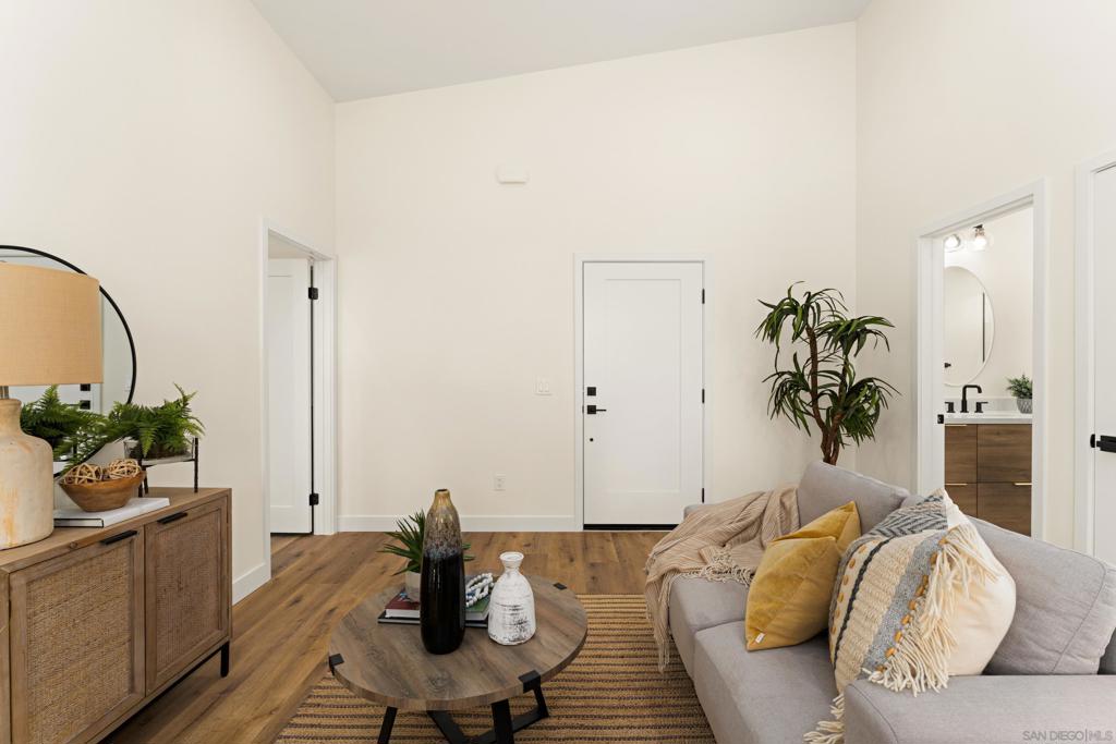 MLS #250040216SD image #11