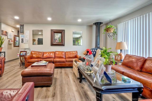 5091 Alumni Pl, San Diego CA: https://media.crmls.org/mediaz/825f7908-7fd7-4d54-8491-b9c7edcf77ce.jpg