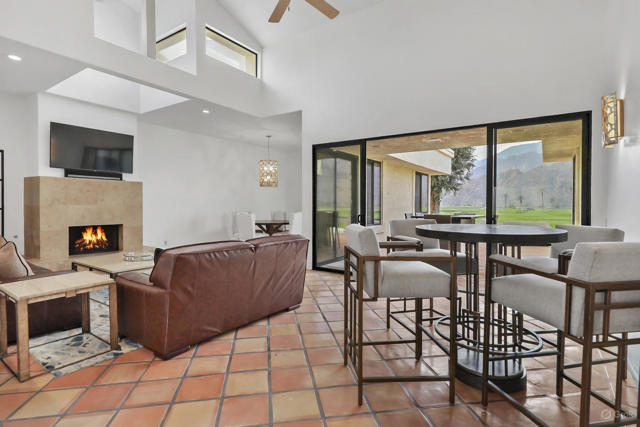 50181 Calle Maria, La Quinta CA: https://media.crmls.org/mediaz/825f88a9-ad27-46f6-995f-78457162eeff.jpg