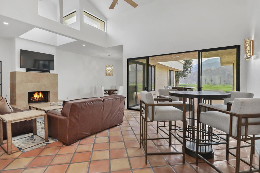 MLS #219140194DA image #7