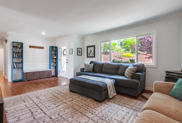 2167 Reineman Road, Fallbrook CA: https://media.crmls.org/mediaz/825f89ba-c0dc-48fe-a9c7-f369bc546e67.jpg