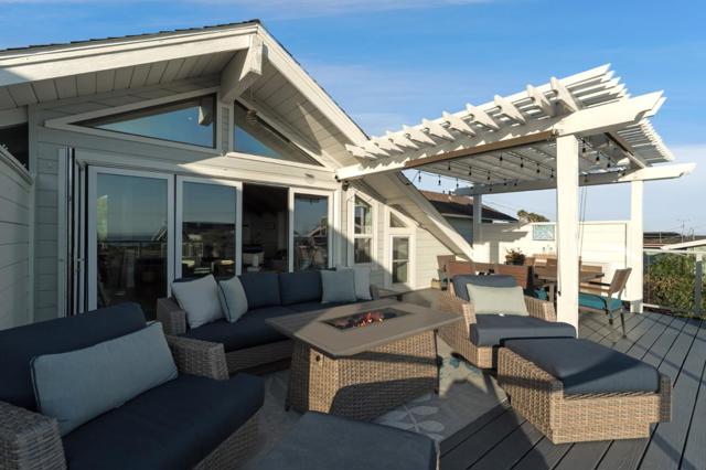 129 Santa Cruz Avenue, Aptos CA: https://media.crmls.org/mediaz/825fe5d7-d652-4f40-8b7d-5676c27c4186.jpg