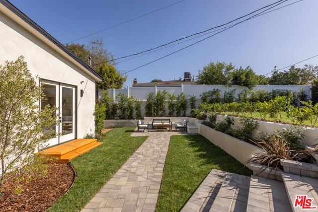 5110 Orange Place, Los Angeles CA: https://media.crmls.org/mediaz/826165ff-3779-4183-b74a-9afad9f8cad8.jpg