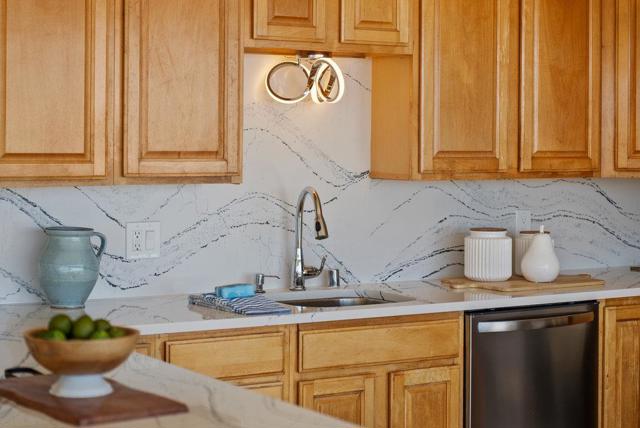 220 Shoreview Drive, Aptos CA: https://media.crmls.org/mediaz/82634959-6509-4f20-a779-8d1ad03bc583.jpg