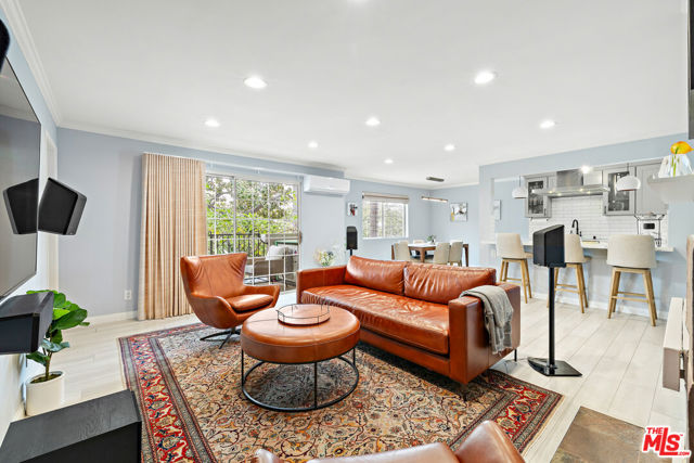 1228 14th Street, Santa Monica CA: https://media.crmls.org/mediaz/82634c6d-4d77-4f44-93d9-e2d567aca63a.jpg