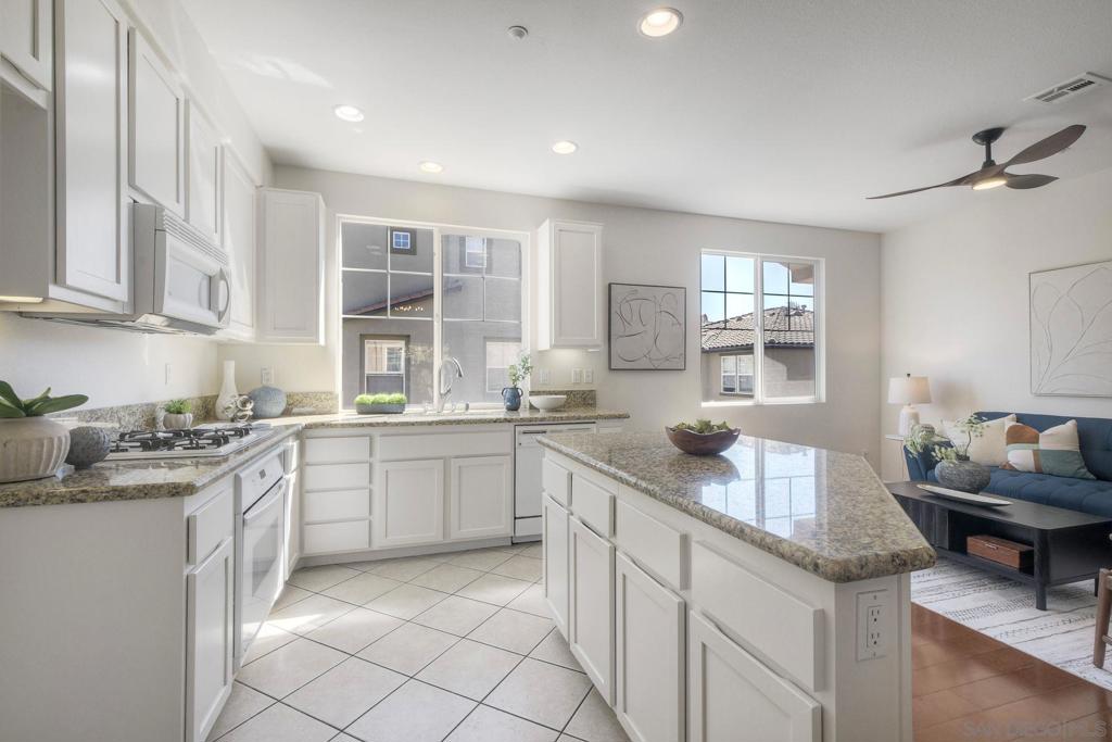 14650 Via Fiesta - photo 5