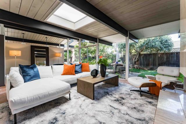 779 Holly Oak Drive, Palo Alto CA: https://media.crmls.org/mediaz/82654dcd-5a91-4c13-81b0-f3da09ee8d5e.jpg