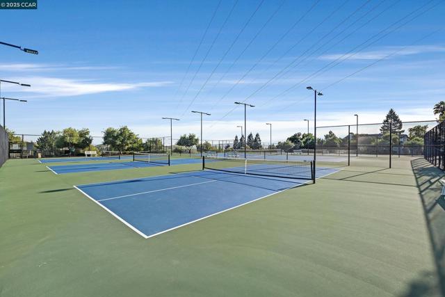 100 Bedford Ct, Danville CA: https://media.crmls.org/mediaz/82657a6c-b104-4265-aac7-c73936d35d31.jpg