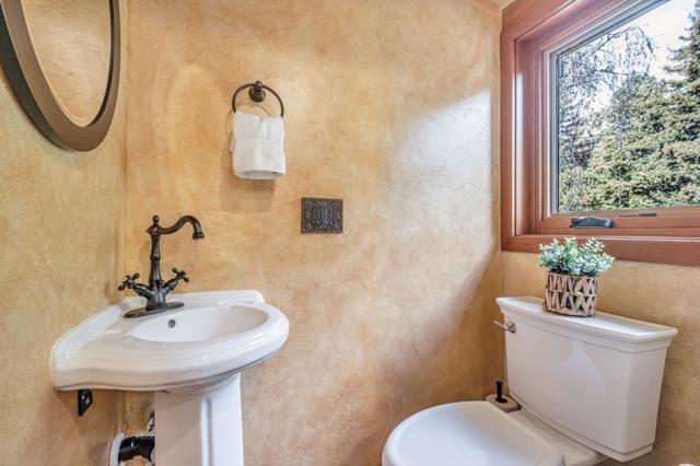 601 Old Hazel Dell Road, Watsonville CA: https://media.crmls.org/mediaz/82658601-838b-44c0-a8e7-ac69d49940f7.jpg