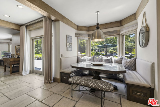 Image 19 of 64 For 26954 Whitehorse Place