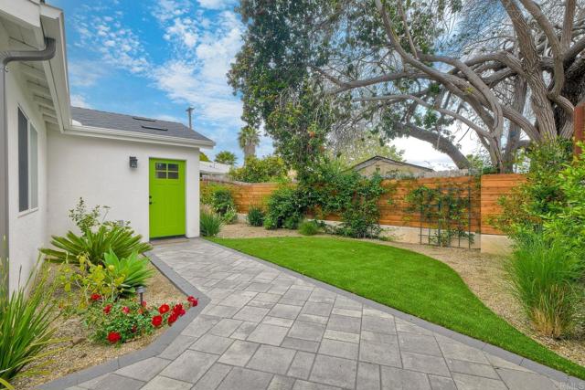 229 Yacon Street, Vista CA: https://media.crmls.org/mediaz/82668dfa-6221-4581-b2fa-eb6babe60f52.jpg