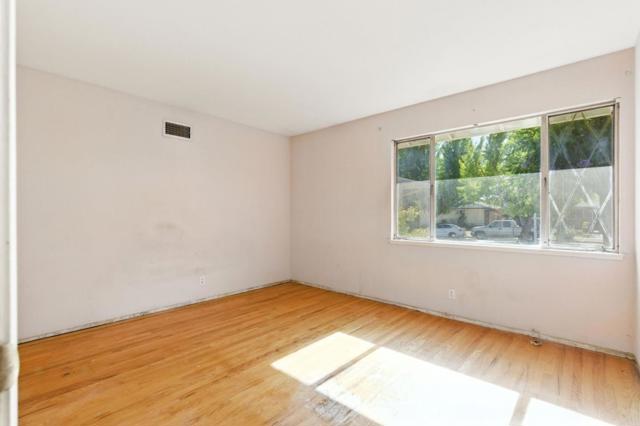 4887 Pepperwood Way, San Jose CA: https://media.crmls.org/mediaz/8266af14-3f4c-48ae-aefb-dc8b543dbc2b.jpg