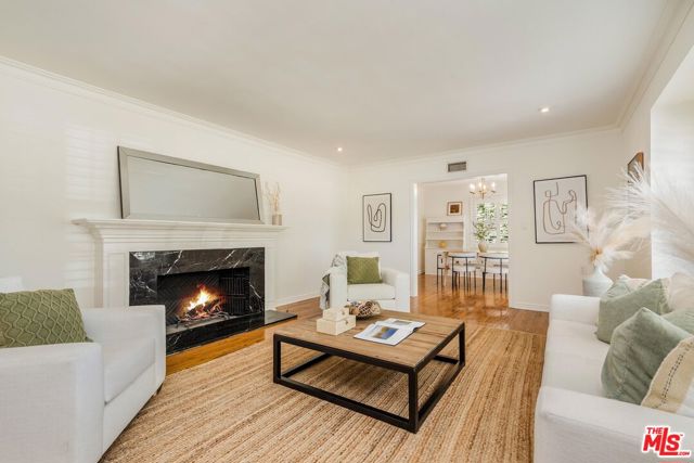 6317 Orion Avenue photo 4