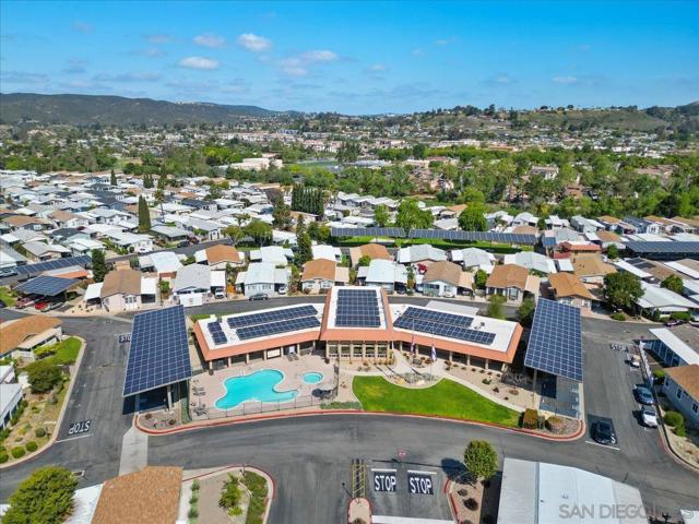 13327 Casa Vista St, Poway CA: https://media.crmls.org/mediaz/8267d93d-f76b-4213-a709-10f701946b30.jpg