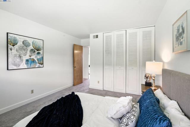 3101 61St Ave, Oakland CA: https://media.crmls.org/mediaz/8268a22e-655b-40e0-9972-e0f606b05fbb.jpg